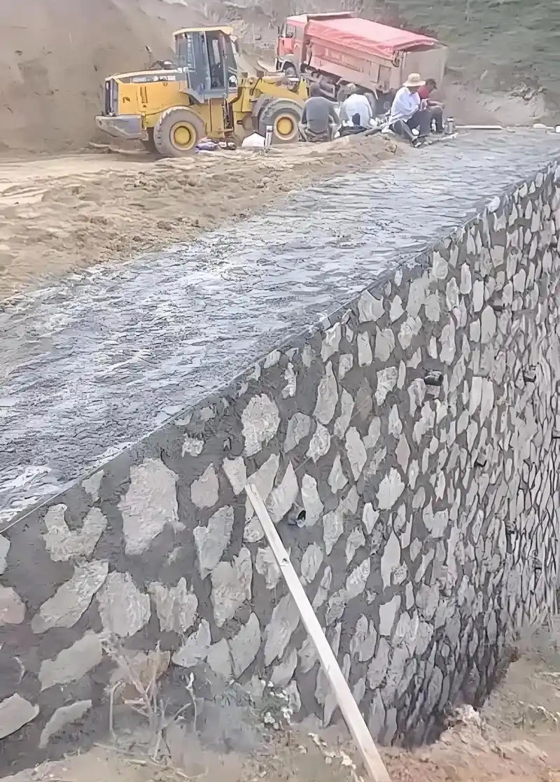 临沂沂南县边坡加固